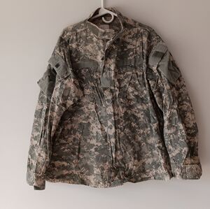 U.S. Army Coat Combat Uniform Nylon Cotton 50/50 Digital Camo Large Regular